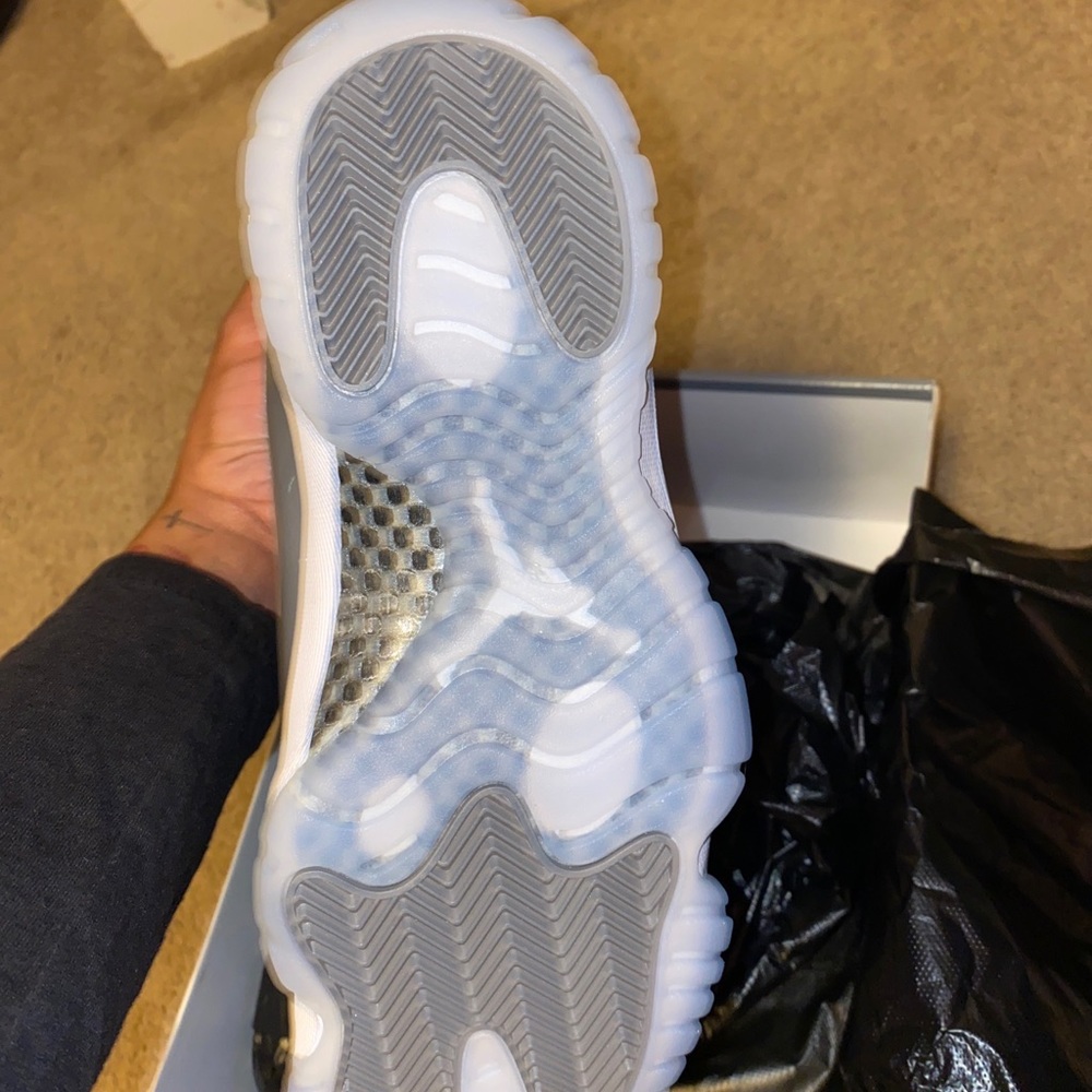 Air Jordan 11 Retro “Cool Grey” - Picture 2 of 4